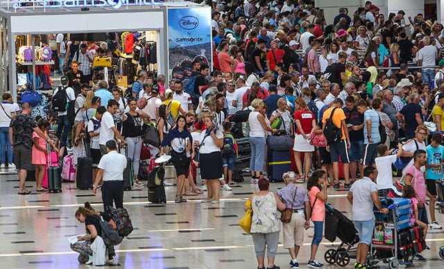 Türkiye’ye adeta turist yağıyor