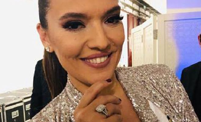 Demet Akalın’ın koronavirüs testi pozitif çıktı