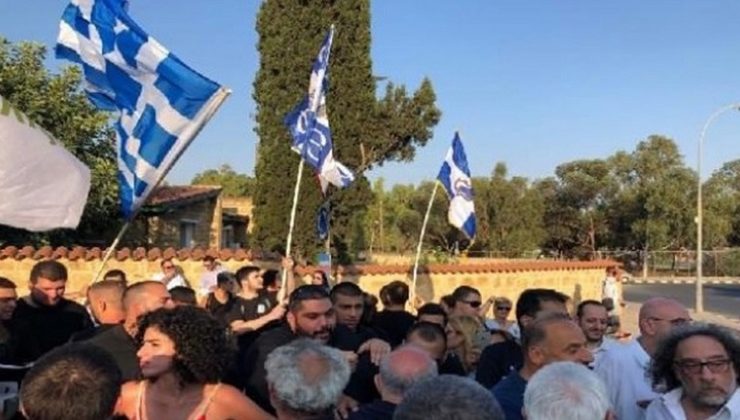 Küstah Rumlar iyice haddini aştı!