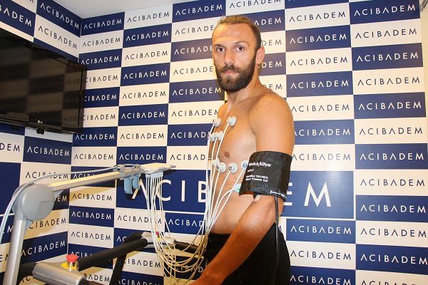 Çaykur Rizespor Kulübü oyuncuları sağlık kontrolünden geçti