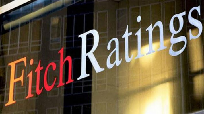 Fitch küresel büyüme tahminini düşürdü
