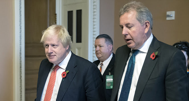 Trump’a “beceriksiz” diyen İngiltere’nin ABD Büyükelçisi Kim Darroch istifa etti