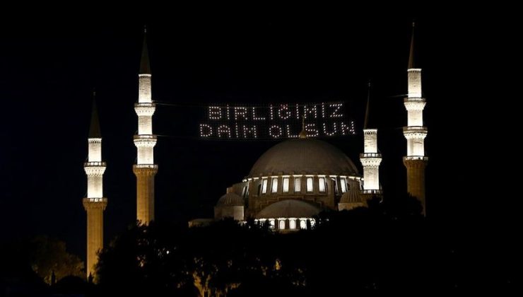 Şükür kavuşturana; 11 ayın sultanı Ramazan başlıyor