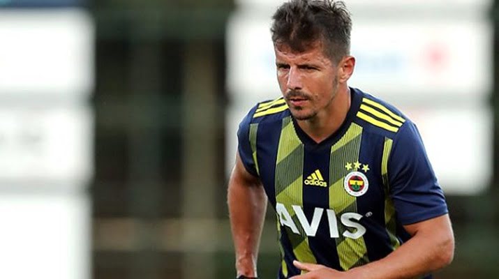 Emre’den ilk maçında takım arkadaşına kızdı