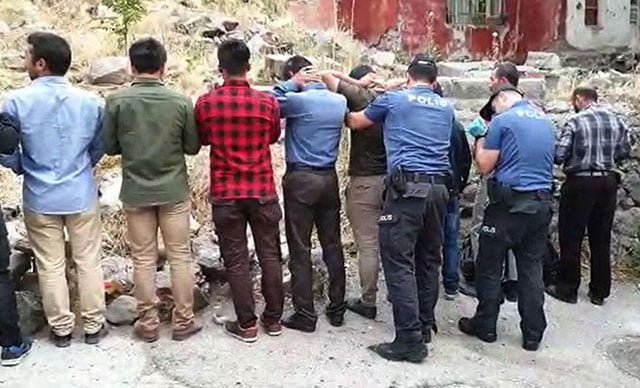 Ankara’da 180 kaçak göçmen yakalandı