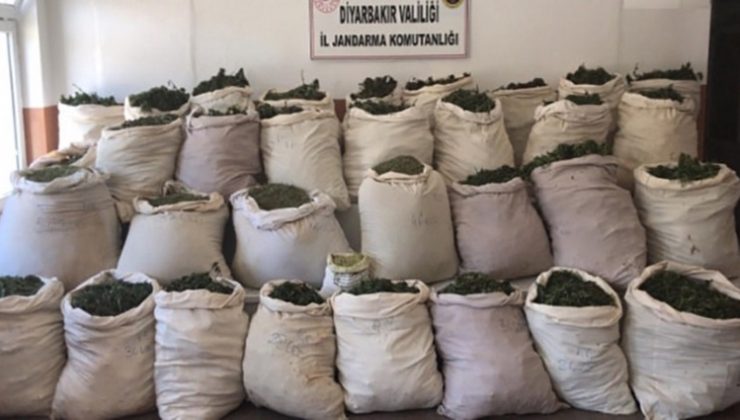Diyarbakır’da zehir tacirlerine operasyon