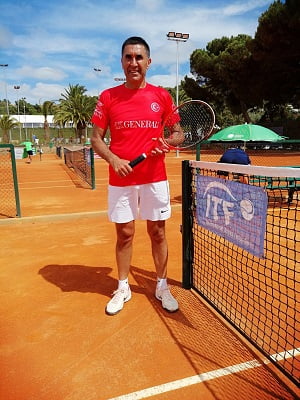 Milli tenisçi Aykut Tekin’e Generali sponsor oldu