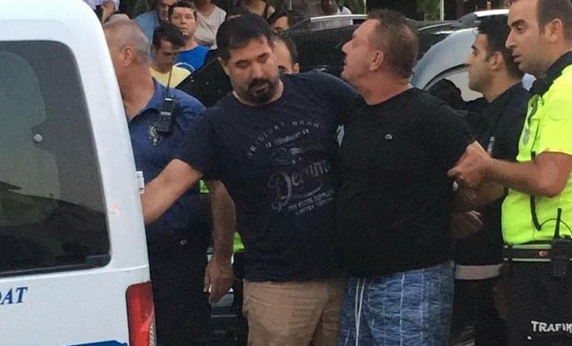 Denizlispor başkanı ve 2 oğluna gözaltı