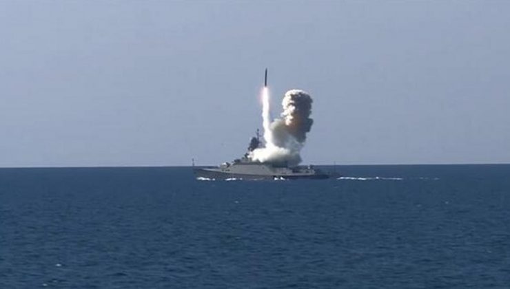 MİDLAS, ilk füze atışını TCG İstanbul’dan yaptı