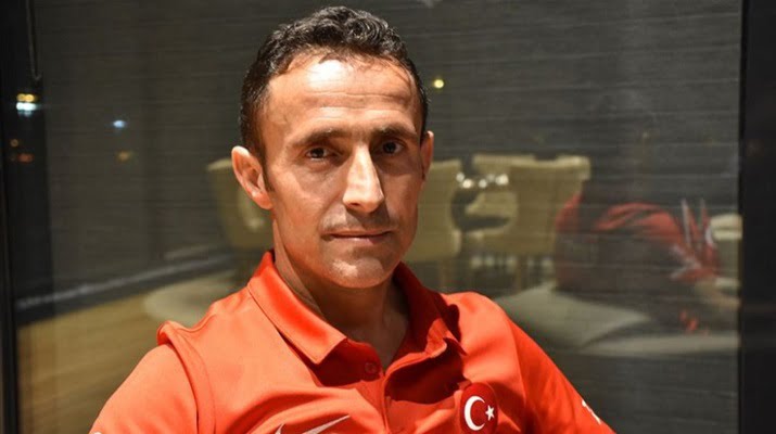 Ampute Milli Futbol Takımı Osman Çakmak’a teslim