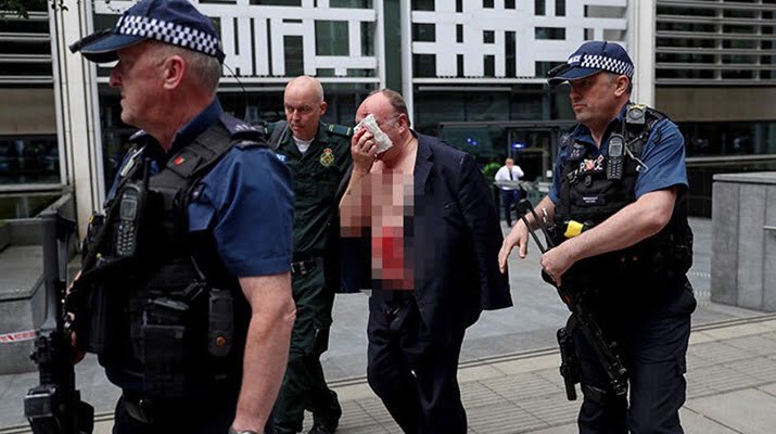 Londra’da hareketli dakikalar