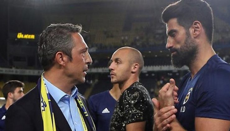 Volkan Demirel maçı orada takip etti