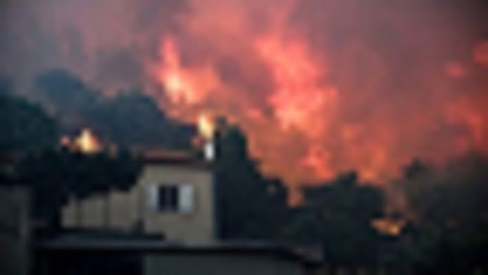 Yunanistan’daki yangında 3. gün…