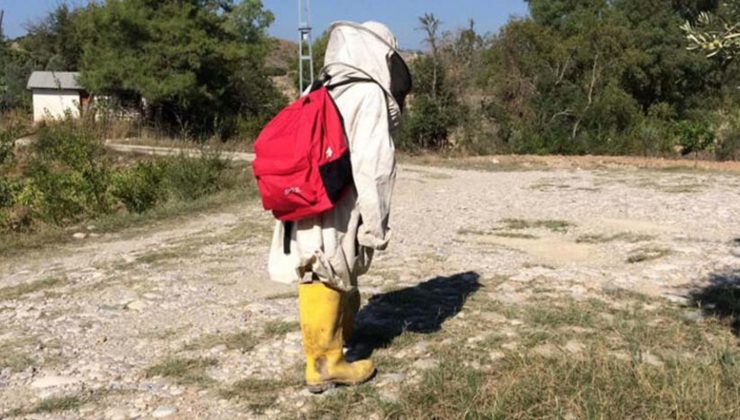 Baba Kızını, Başıboş Köpeklere karşı ‘Köpeksavar’ la Koruyor