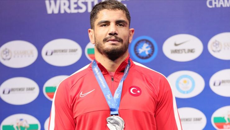 Taha Akgül’den gümüş madalya