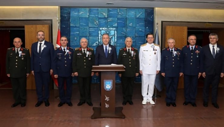 Bakan Akar’dan ‘Suriye harekatı başladı’ iddialarına cevap