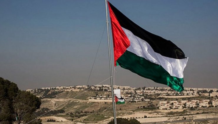 Ultra-Ortodoks Yahudiler, mahallelerini Filistin bayrağıyla donattı