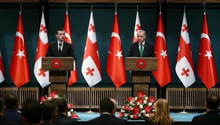 Cumhurbaşkanı Erdoğan: Türkiye-Azerbaycan-Gürcistan iş birliğine Türkiye olarak varız