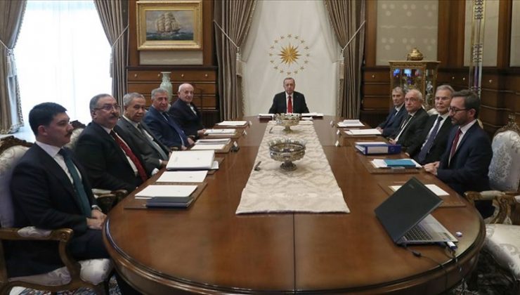 Yüksek İstişare Kurulunda ‘FETÖ ile mücadelede kararlılık’ vurgusu