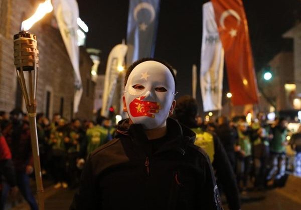 Doğu TÜRKİSTAN için “Sessiz ÇIĞLIK”