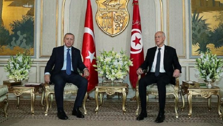 Erdoğan’dan Tunus’ta Libya açıklaması: Türkiye davet alırsa icabet eder