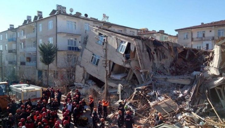 Elazığ’daki depremde 22 kişi hayatını kaybetti, 1234 kişi yaralandı