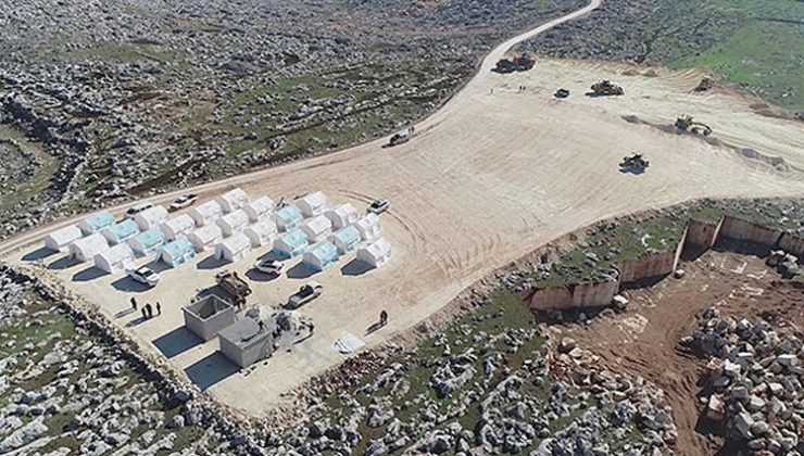 Türkiye, İdlib’den kaçan Suriyeliler için 9 kamp kurdu