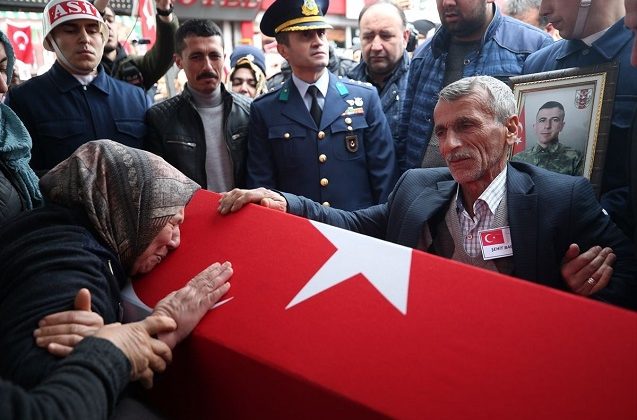 Şehit babasının sözleri ağlattı: Oğlum bu vatana kurban olsun