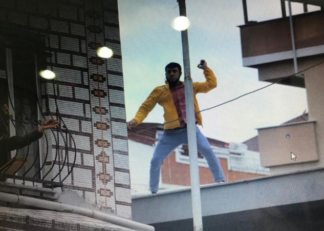 İbrahim Gökçek’in cenazesinde DHKP-C yanlısı grup kiremitle polise saldırdı