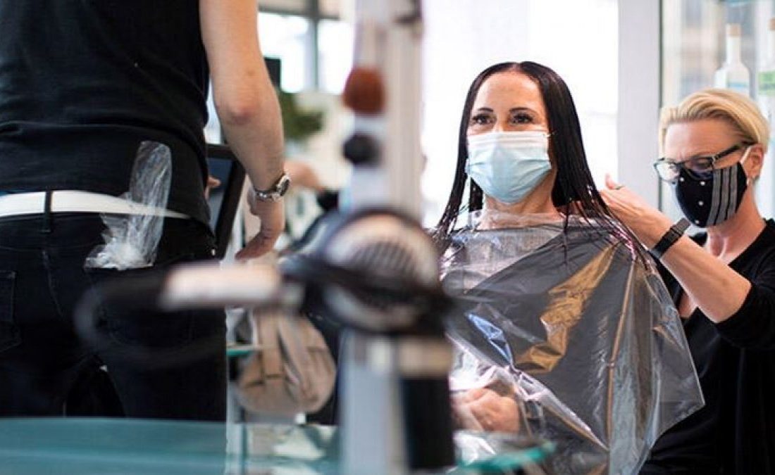 Kuaför ve berberlerde tam kapanma yoğunluğu