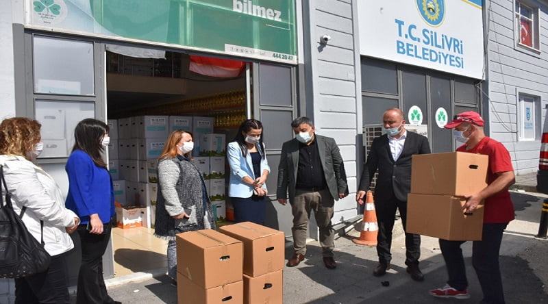 MHP’den Silivri gıda bankasına 100 adet yardım kolisi desteği