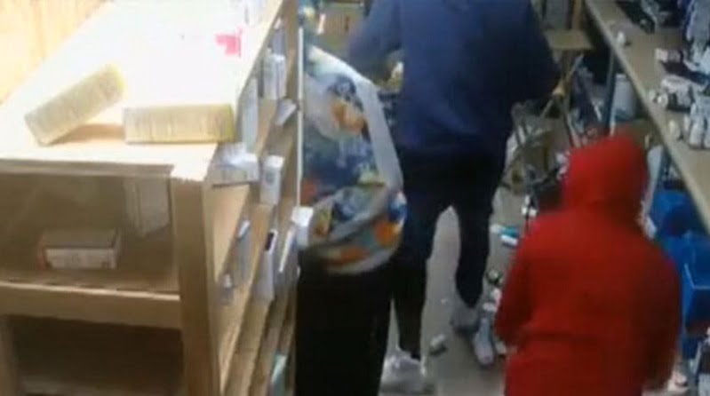 ABD’deki gösteriler sırasında Türklerin dükkanları da yağmalandı