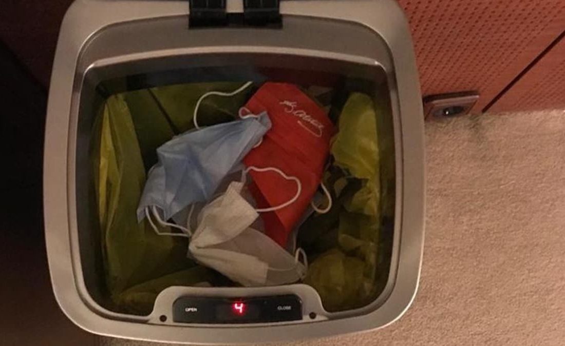 Üç beş beğeni almak uğruna bayrağımızın ve Atatürk’ün isminin çöplere atılmasına göz yummuşlardır