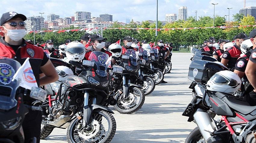 Türk Polis Teşkilatı’nın kuruluşunun 176. yılında Edirnekapı’da şehitler anıldı