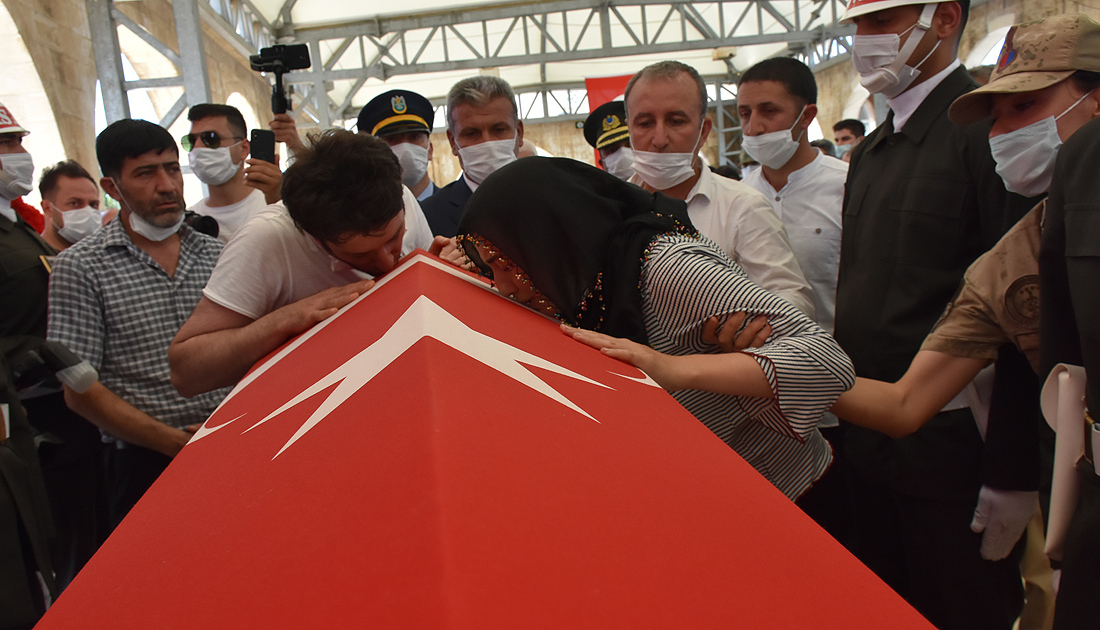 Şehit Piyade Teğmen Adıyaman’da son yolculuğuna uğurlandı