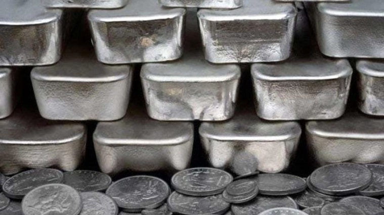 Parasını ona yatıran servetine servet katıyor