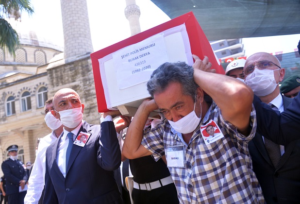 Van şehitlerine veda