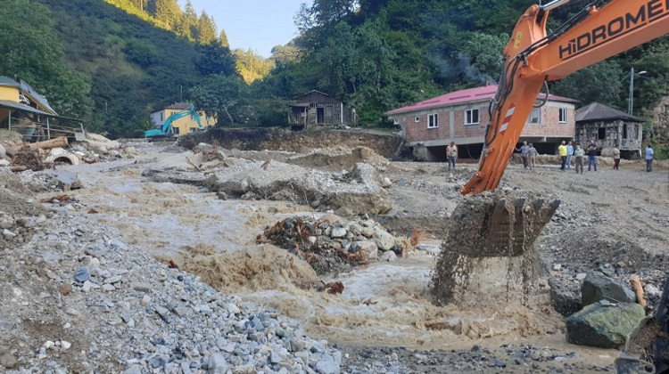 MHP’li Dudu: MHP Heyeti, Giresun afet bölgesine derhal intikal etti