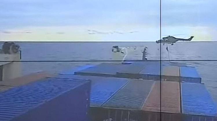 Cumhurbaşkanı Yardımcısı Fuat Oktay: Hukuksuz müdahaleyi şiddetle kınıyorum