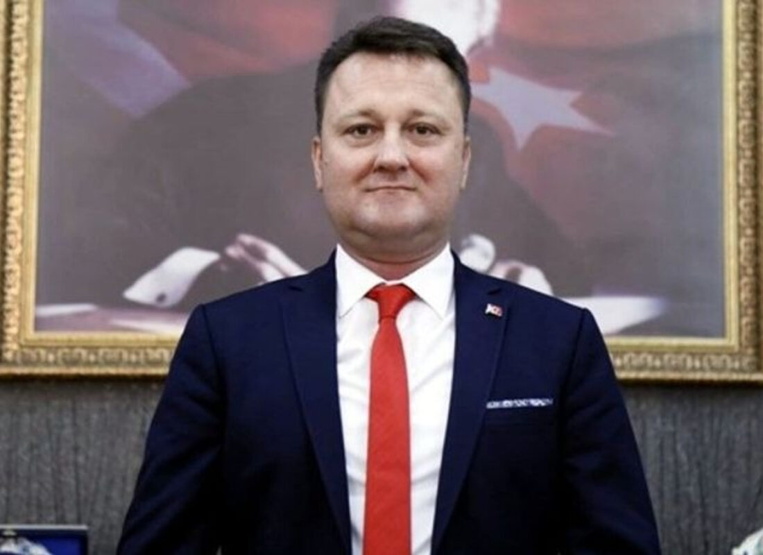 Menemen Belediye Başkanı Serdar Aksoy tutuklandı