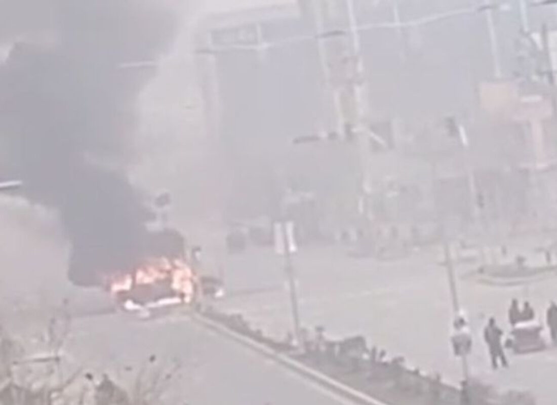 Afganistan’da kanlı pazar