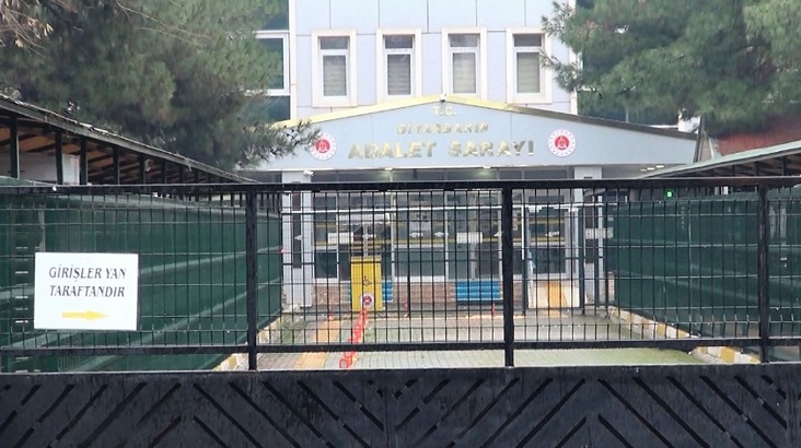 Diyarbakır’da derslerde PKK propagandası yapan öğretmen gözaltına alındı