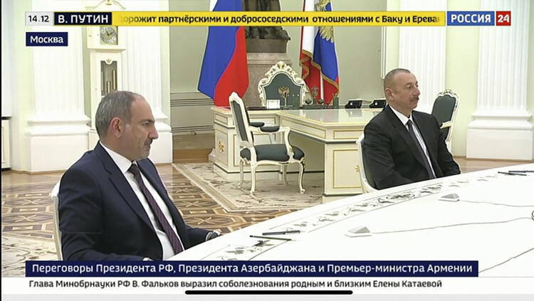 Vladimir Putin Moskova’daki Karabağ zirvesinin ardından Erdoğan’ı bilgilendirdi