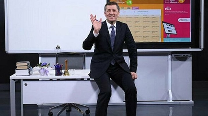 Bakan Ziya Selçuk’tan EBA paylaşımı