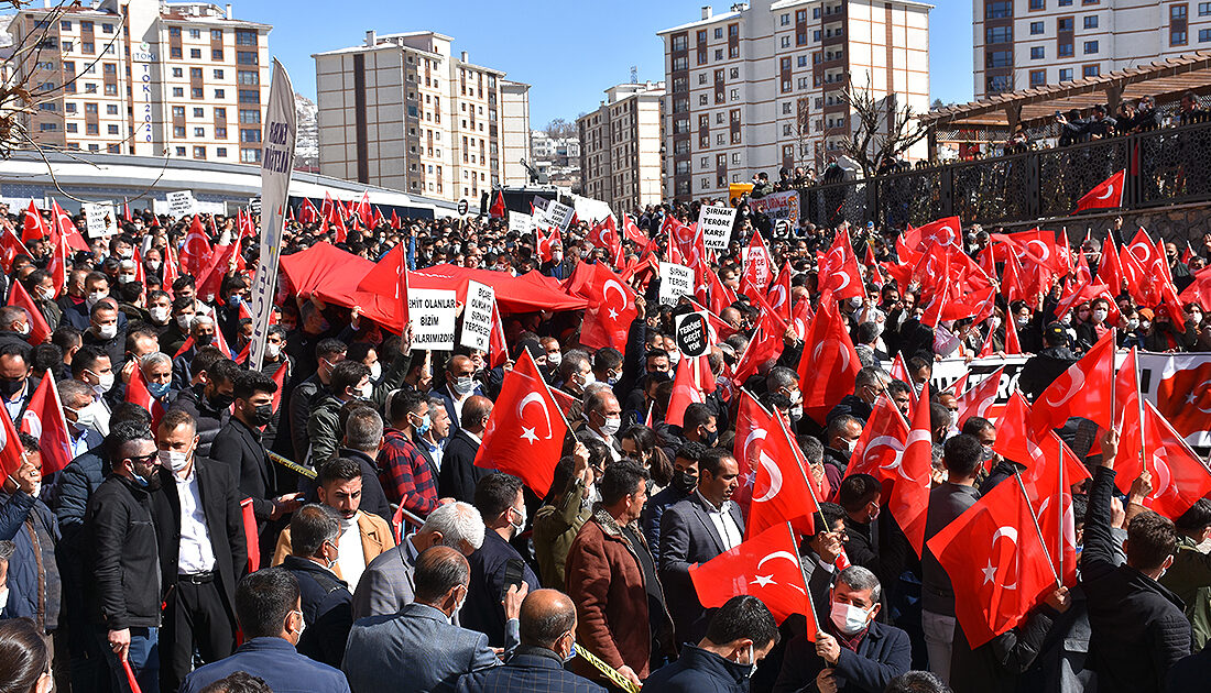 Şırnak’ta Gara şehitleri için PKK’ya tepki yürüyüşü düzenlendi