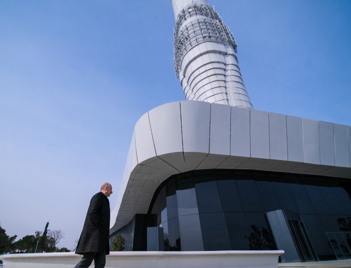 Bakan Karaismailoğlu: Avrupa’nın en yüksek kulesini inşa ettik