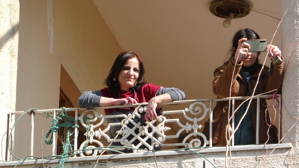 HDP’li kadının Vanlı annelere gülerek cevap vermesi pes dedirtti