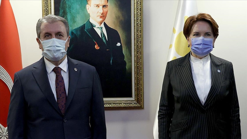 İp Genel Başkanı Akşener: Birbirimize ön yargılı olmamalıyız