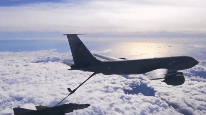 TSK’dan ABD’nin F-18 savaş uçaklarına yakıt ikmali