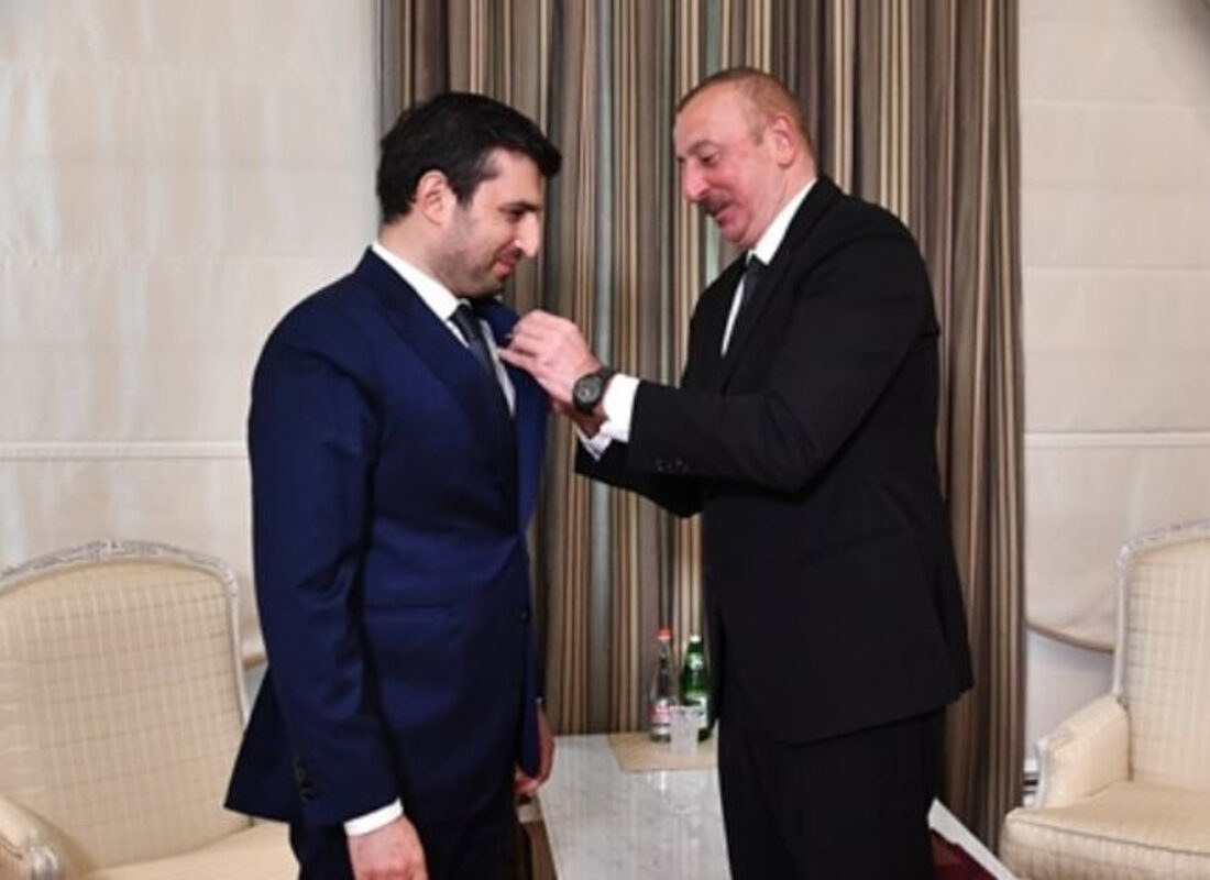 Azerbaycan Cumhurbaşkanı Aliyev’den Bayraktar’a madalya